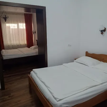 Pensiunea In Poiana Glod (Maramures)